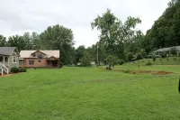 Deep Creek Apt#2, 2Bd/2Ba, A+ location just a mile from Nat Park, Train, Bryson - 4-Star