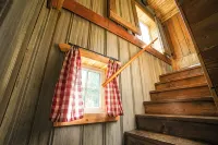 Stay in the Barn! Bedroom in the Hayloft!