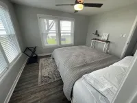Olivia Bay House! - 3-Star
