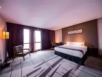 Geno Hotel Shah Alam - Bares