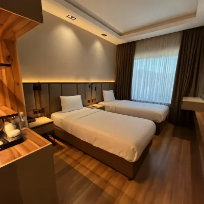 GRAND SAVCILI HOTEL Hotel dekat Masjid Kurtulus