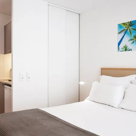 Séjours & Affaires Paris Bagnolet