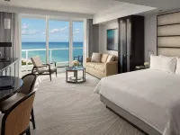 Fontainebleau Miami Beach Hotels near Mid-Beach