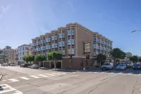 Coventry Motor Inn Отели рядом с достопримечательностью «Пляж Бейкер-Бич»
