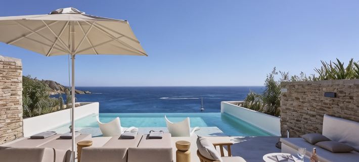 Ios Grand Pool Suites Hotele w: Ios