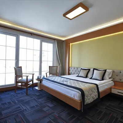 Double Comfort Hotel Отели рядом с достопримечательностью «Парк развлечений Фан-Фейр»