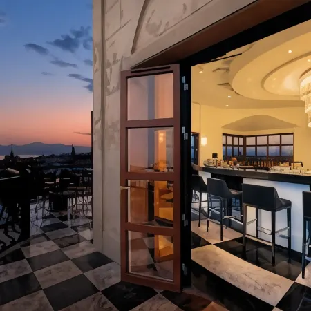 Mardan Palace