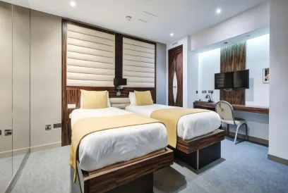 โรงแรมไมทรีส ไมดา เวล