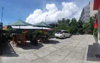 D'Wantys Hotel - ที่มีที่จอดรถ