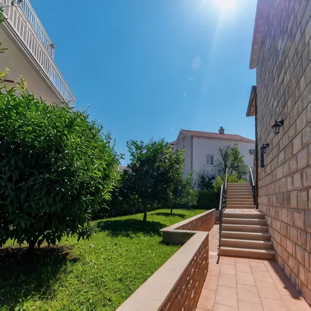 Apartments Sutalo