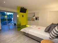 Kapahi Seaview Hotel Apartments 泊托斯住宿飯店