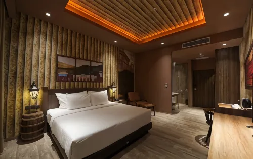 Jamboo Kingdom Hotel & Resort - Pools