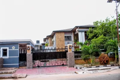Shamrock Manor the Residence Benin City Hotéis em 