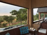 Zwahili Private Game Lodge & Spa - Mountain view