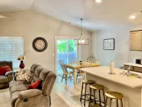 Cheerful  NEW Executive Home with office-Meridian - 3-Star