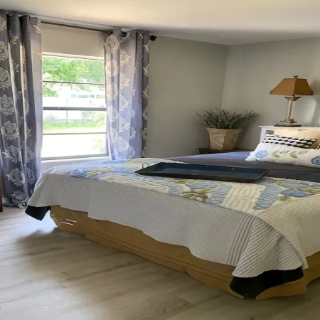 European meets Southern Charm in this 3 Bedroom Get Away in Mount Dora