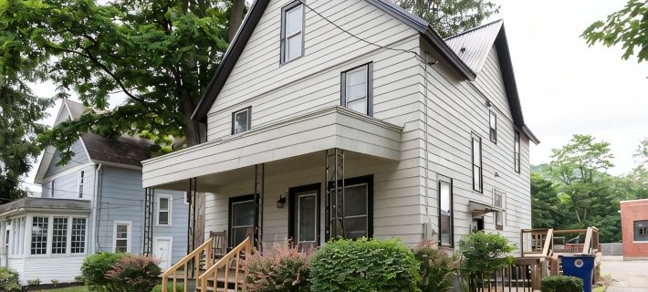 Wolf's Den Hotels in Cattaraugus County