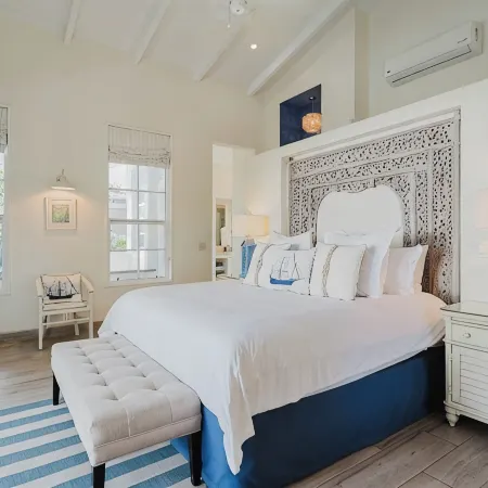 Beachfront Coastal Dream Villa!
