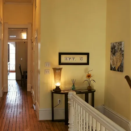 Apt. G above G Gallery & Glass Studio in a beautiful 1890 historic building