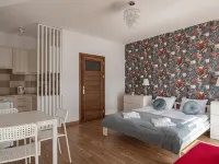 Przytulny Apartament Kolejova 12 - Blisko Centrum, Idealny DLA PAR - Izby PODHALAŃSKIE ノヴィ・タルクのホテル
