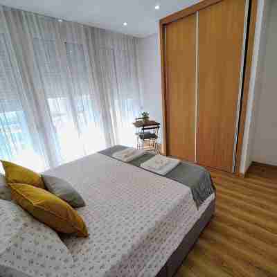 Apartment in the Historic Center of the city, with balcony, air conditioning Rooms