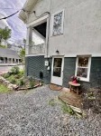 Cozy Rustic Walkout Basement Cabin in Historic Harpers Ferry
