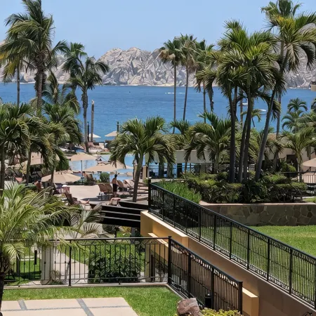 5 Star Resort on Medano Beach, Cabo San Lucas
