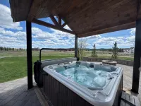 Mountain Shores Lodge - lake view - 35 miles to Yellowstone! - 4-Sterne