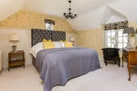 Gorgeous Stone Cottage in an Idyllic Picture Postcard Village. Parking/Garden - Wi-Fi
