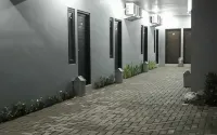 Srikandi Baru Inn - 2 Sao
