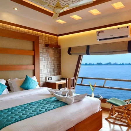 Kerala Houseboats