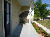 NEAR FRENCH QUARTER, 4 or 8  King beds, Sleeps 8 - 16 - safest area - 4-Star