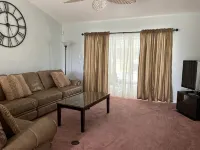 Beautiful Home With Heated Pool In A Nice Neighborhood - 2-Star