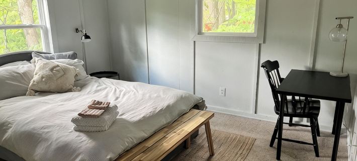 4 Bedroom Basye, VA with Nearby Skiing, Lake & Mountain Biking. Fully Equipped Hotels in Shenandoah County