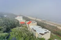 Spectacular ocean front, renovated townhome near Driftwood Beach!! - 4-Star