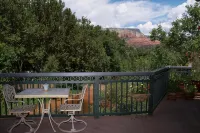 Inn above Oak Creek Sedona - Romantic