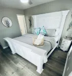 Topsail Paradise-Self Check-in and Steps to Beach! - Homestays