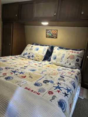 The Hideout - Charming  RV in Town, Minutes Away from Tarleton University - 2 étoiles