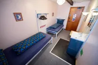 Port Charlotte Youth Hostel - breakfast