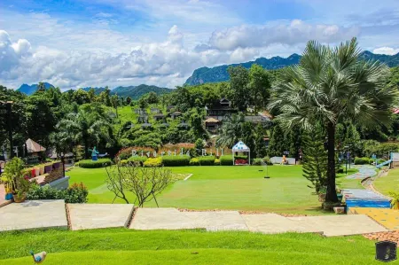 Riverside Hill Resort & Restaurant