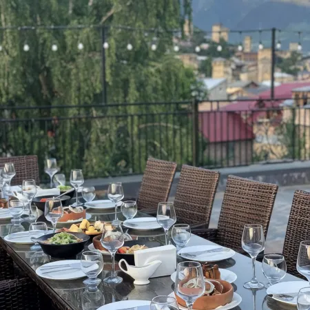 Hotel Mestia Inn