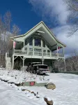 BEARADISE CABIN AT NANTAHALA LAKE  3-BEDROOMS 2-BATH SLEEPS 10 PEOPLE - Chalets
