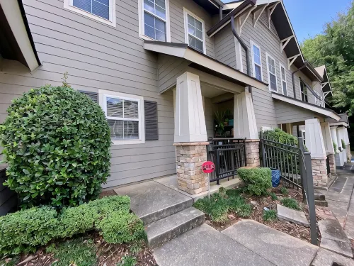 Townhouse in the West End steps from everything! Main St, Falls Park, Baseball - Country Houses