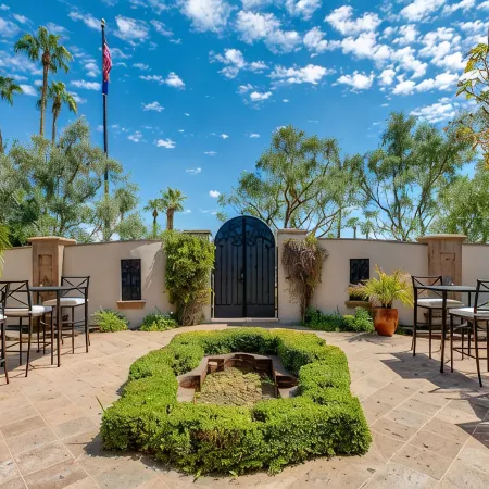 STR 2025 002405 - Tuscan Camelback Mountain Mansion - Close to Everything!!