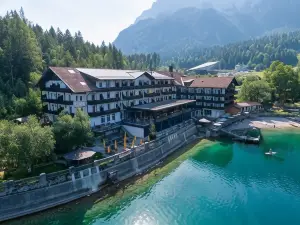 Eibsee Hotel