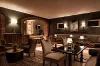 86 State Circle - Luxury Boutique Hotel - Boutique