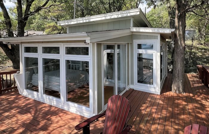 Charming Cottage-Romantic-Table Rock Lake Views-Silver Dollar City-Hot Tub-WiFi