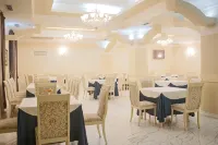 Grand Hotel - breakfast