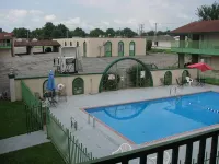 The Hastings Inn Parsons - Kolam Renang