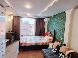 Homestay Hostel Apartment Minh Lộc